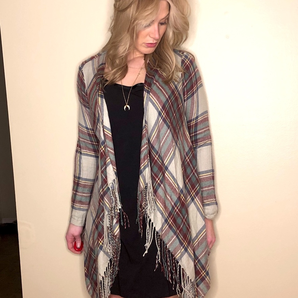 ALTAR’D STATE Plaid Shawl/Cardigan with Fringe ♥️